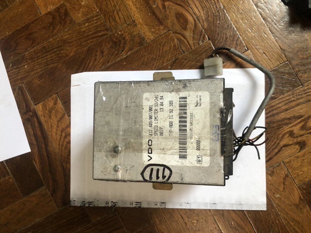 Блок керування швидкості від компанії Інтернет-магазин "Івеко" - фото 1