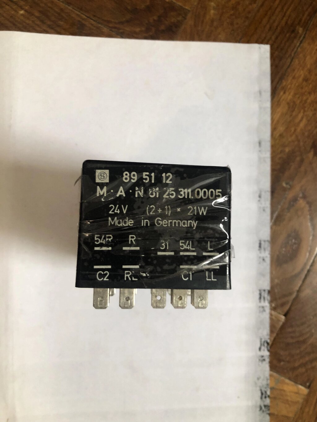 Man 24v (10кон) реле поворотів (5+4k) від компанії Інтернет-магазин "Івеко" - фото 1