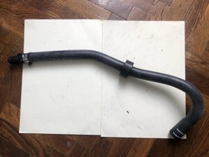 Патрубок розширювального бачка