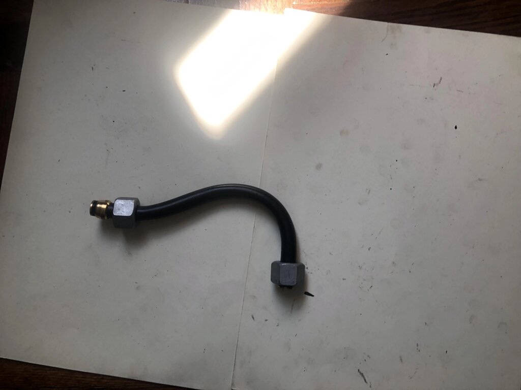 Трубка паливна від компанії Інтернет-магазин "Івеко" - фото 1