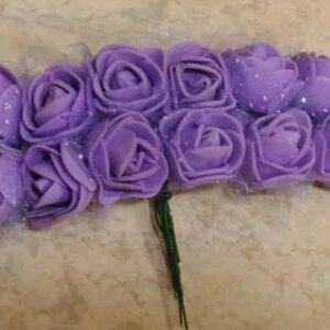 Букет трояндочок із латексу з фатином фіолетовий на дроті 12 шт.