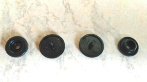 Кнопка пластикова чорний Т5 11,7 мм