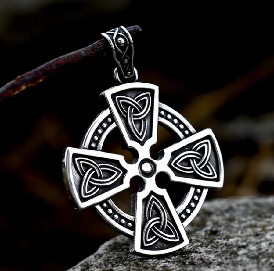 Кулон великий Кельтський хрест рівносторонній у світлому (сталь) від компанії TERRA-X - фото 1