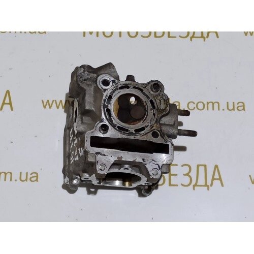 Головка циліндра у зборі Yamaha JOG SA-55J / SA-56J / Gear UA07J NEW / UA08J (під датчик температури NR-12)) від компанії Мотозірка - фото 1