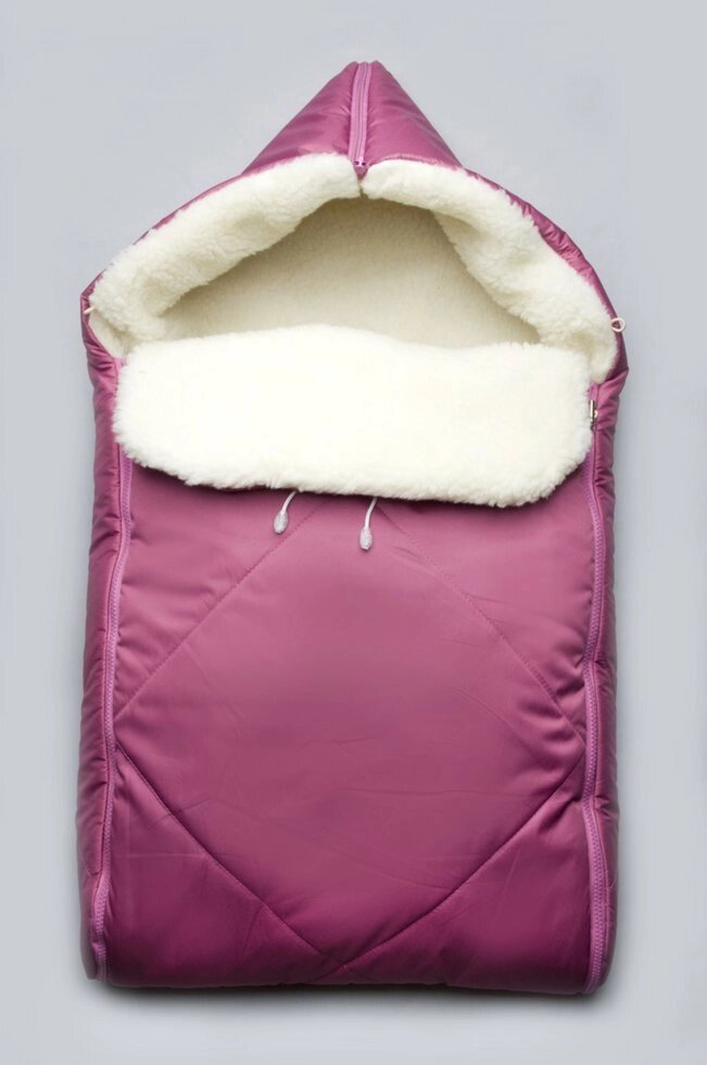 Конверт зимовий для новонародженого на хутрі "Крихітка" темна бузок від компанії Інтернет-магазин «вишивав-ка» - фото 1