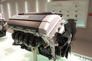 Деталі системи охолодження для двигуна M50
