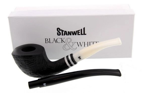 Люлька Stanwell Black and White Black Sand / Mat Top 409 - розпродаж