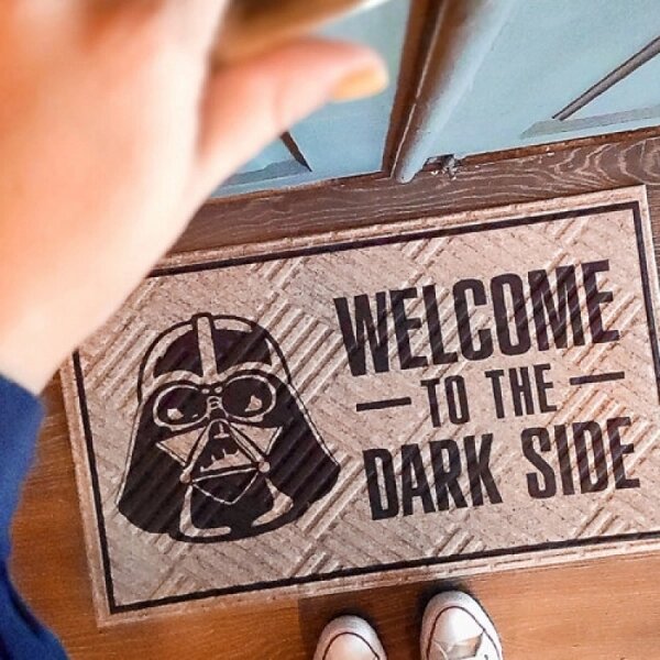 Дверний килимок Welcome to the dark side Бежевий (125055) від компанії інтернет-магазин "БИТПРОМТОРГ" - фото 1