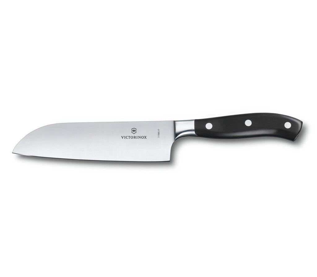 Кухонний кований ніж Victorinox Santoku Grand Maitre 170 мм у подарунковій коробці Чорний (7.7303.17G) від компанії інтернет-магазин "БИТПРОМТОРГ" - фото 1