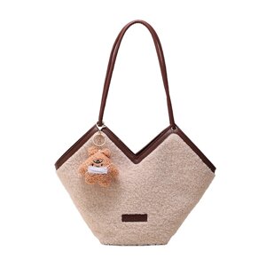 Сумка жіноча плюшева з брелоком Choco Light Italian Bags Світло-бежевий 37х12х27 см (id_1252)