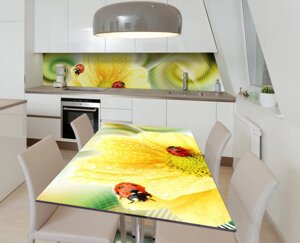 Наліпка 3Д виниловая на стол Zatarga «Божья коровка в росе» 600х1200 мм для домов, квартир, столов, кофейн,