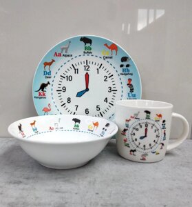 Дитячий набір столового посуду Amusing Clock 3 предмета Milika M0690-KS-2006