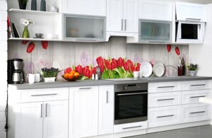 Скинали на кухню Zatarga "Червоні тюльпани" 650х2500 мм вінілова 3Д Наліпка кухонний фартух самоклеюча