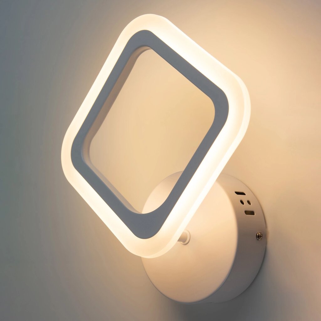Світильник світлодіодний настінний LED бра Sunlight білий 5331/1W від компанії інтернет-магазин "БИТПРОМТОРГ" - фото 1