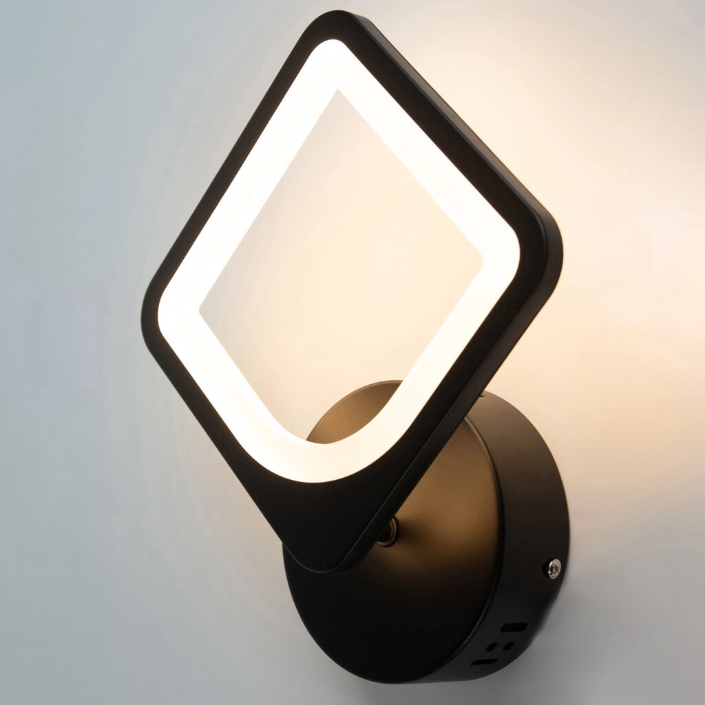 Світильник світлодіодний настінний LED бра Sunlight чорний 5631/1W від компанії інтернет-магазин "БИТПРОМТОРГ" - фото 1