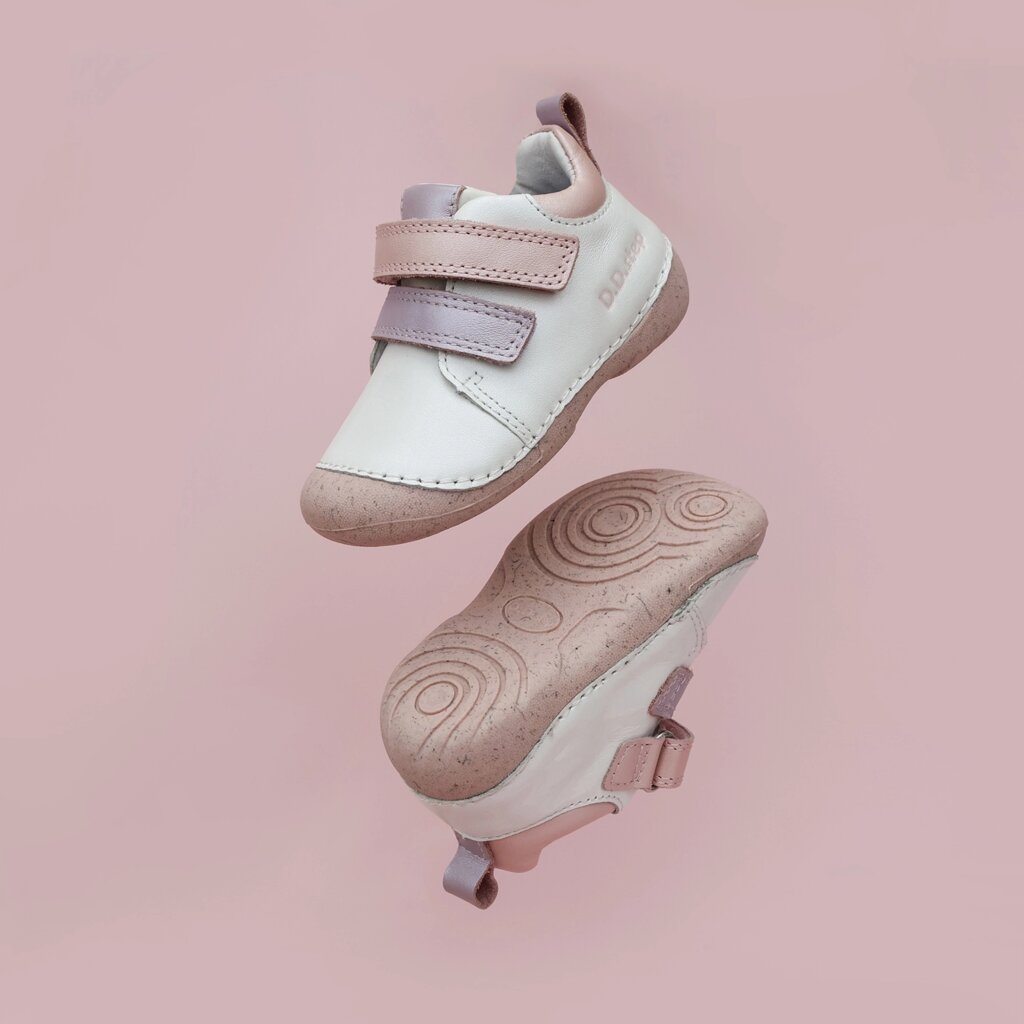 Демісезонні черевики для дівчаток від компанії Інтернет-магазин дитячого взуття DDShop - фото 1
