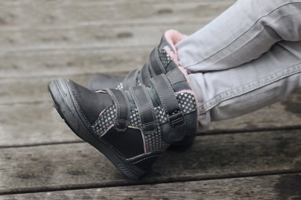 Утеплені дитячі черевики від компанії Інтернет-магазин дитячого взуття DDShop - фото 1