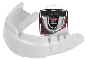 Капа боксерська OPRO snap-fit FOR braces white (art. 002318004)