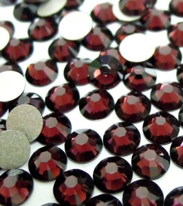 Swarovski Burgundy ss16(4mm) 100шт