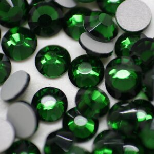 Камені DMC+ (Корея).Emerald ss16(4mm).Цина за 100 шт.