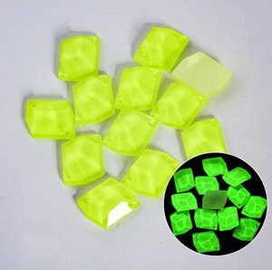 Космік скло Neon Yellow 14x17mm*1шт