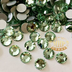 Стрази Преціозу Chrysolite (нетермо) ss16 (3.8-4mm) ОПТ 1440штук