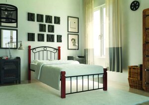 Ліжко металеве Монро на дерев "яних ніжках 80 Метал-дизайн
