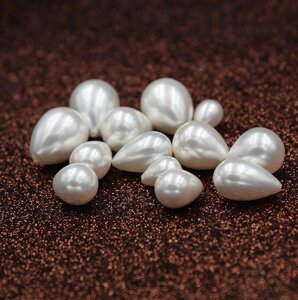 Штучні білі перли крапля 10 х 16 mm