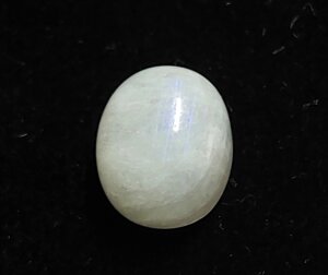 Місячний камінь, адуляр 11.92 х 10 х 4 mm