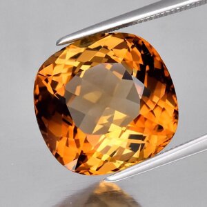 Медовий топаз 12.01 Ct. 15.6 х 14.3 х 10 mm