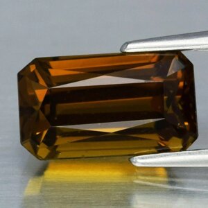 Натуральний турмалін 2.16 ct 9.2x5.3mm