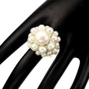 Срібне кільце з перлами розмір 18.5