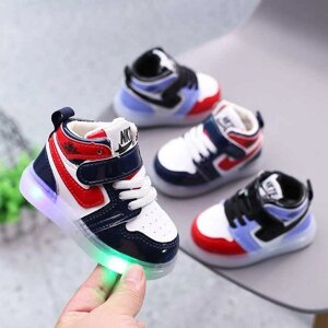 Дитячі світні LED кросівки для хлопчика Взуття дитяче Хайтопи