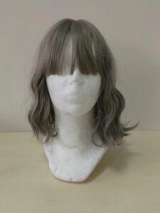 Перука жіноча 40 см із щелепою хвилясте волосся попелястий русявий