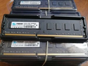 Оперативна пам'ять DDR3 4gb 1600mhz чіпи Samsung