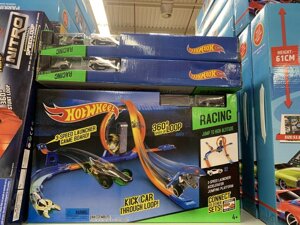 Автотрек Hot Wheels, Хот Вілс Хот Вілс