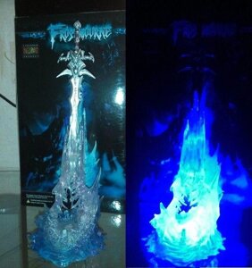 Нічник Warcraft, фігурка меча Frostmourne, 30 см! + батарейки