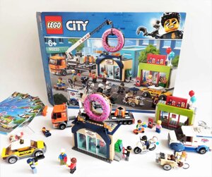 Lego City 60233 Donut shop opening відкриття магазину (100% повний)