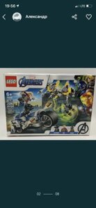 Конструктор LEGO Super Heroes Месники: Атака на спортбайку (76142)