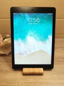 Планшет Apple iPad AiR 1 * 16GB. WiFi