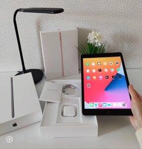 Планшет, iPad Apple 8 * 32gb. (2020г). Wi-fi.