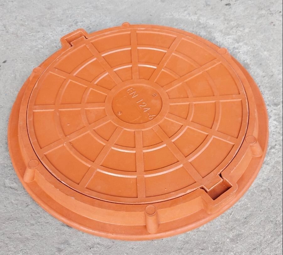 Люк каналізаційний полімерпіщаний ВУЛКАН від компанії ТОВ БАЛТИКА ПЛЮС - фото 1