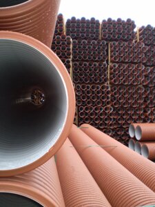 Труба Magnaplast 300мм 3000 (гофрована каналізаційна)