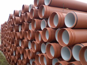 Труба Plasticor з розтрубом 300мм 3000 гофрований