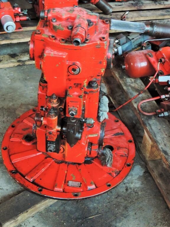 Гідравлічний насос Linde HPR-130 екскаватора Atlas 1704 від компанії Spetstehrozborka - фото 1