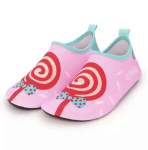 Неопреновая обувь аквашузы Skin Shoes для пляжа и бассейна для девочки розовые