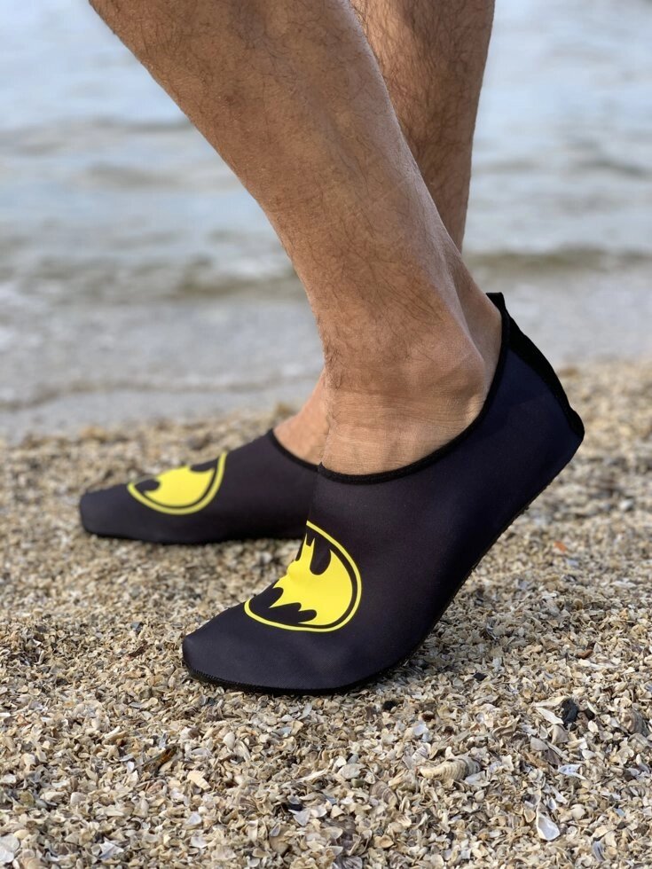 Неопреновая взуття аквашузи Skin Shoes Бетмен від компанії «Водна Тема» Інтернет-магазин - фото 1