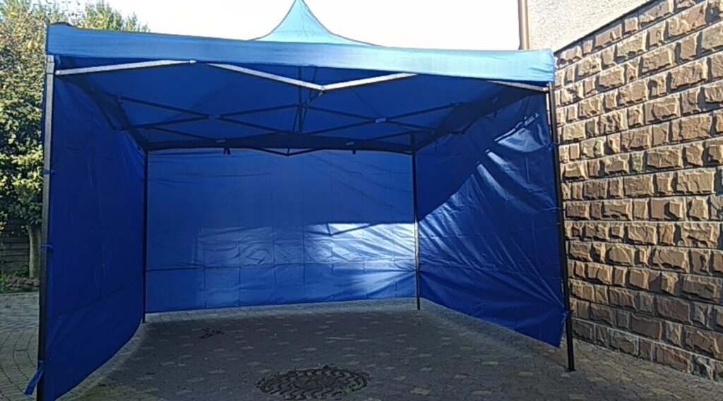 Торгова палатка-шатер 2х2,3х2,4х2,3х3,4.5х3,6х3 - замовити