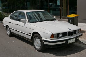 BMW 5 E34