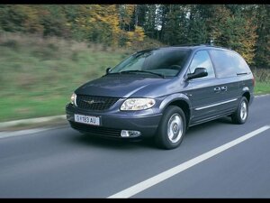 Chrysler Voyager.